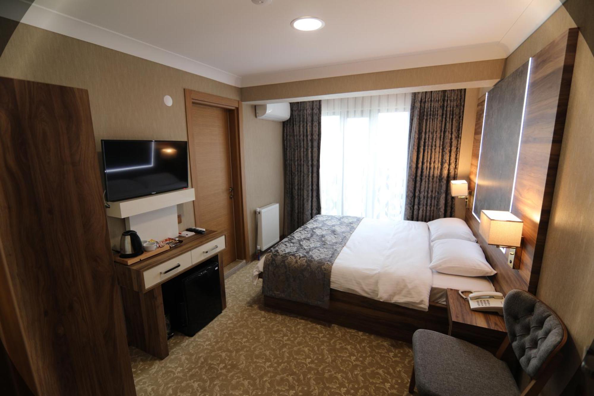 Marbes Hotel Kirklareli Ngoại thất bức ảnh